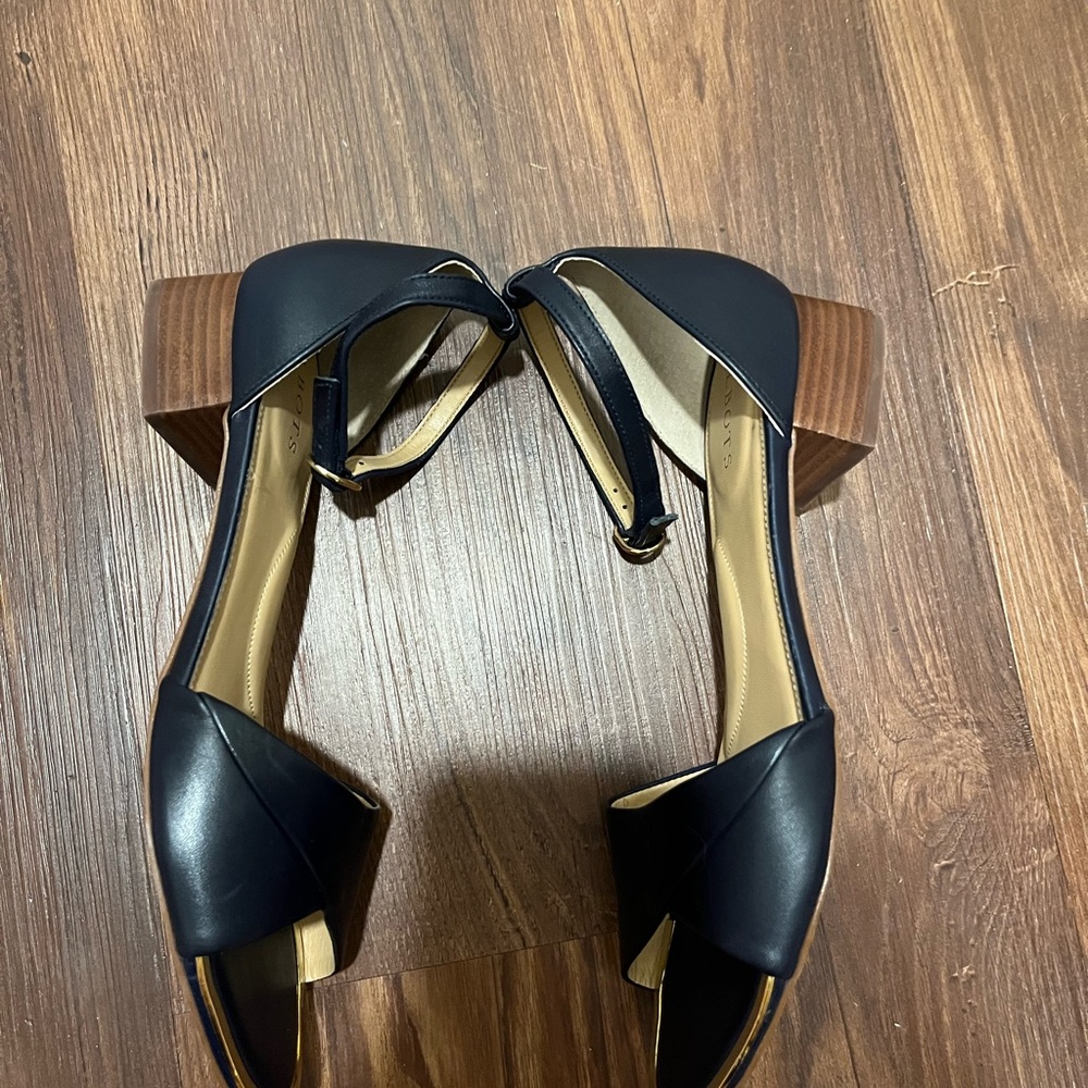 Talbots Navy Blue Sandals With Gold Toe Trim Size 9 M - Picture 5 of 8